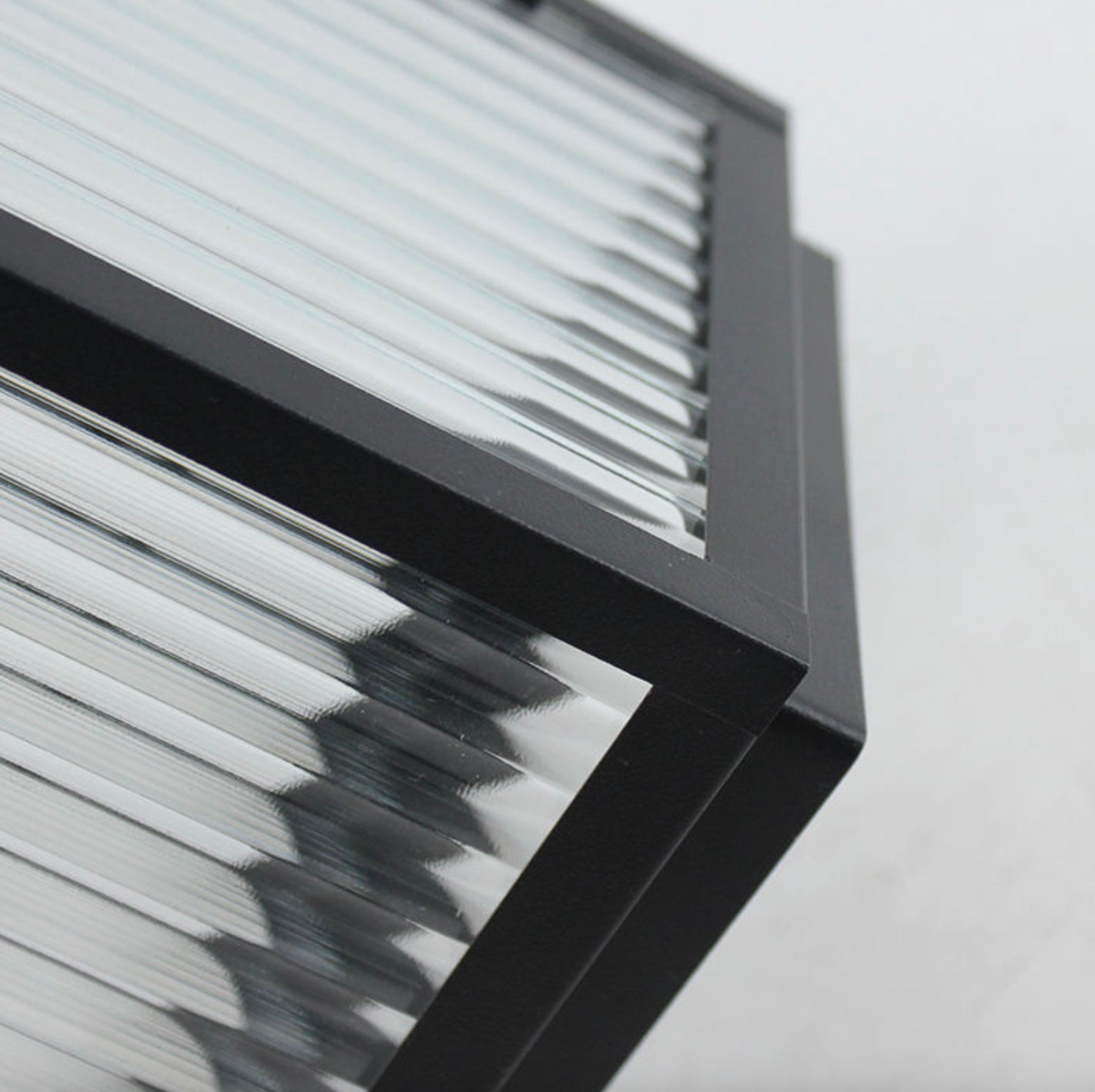 Vertical Striped Iron Solar-Powered Outdoor Light