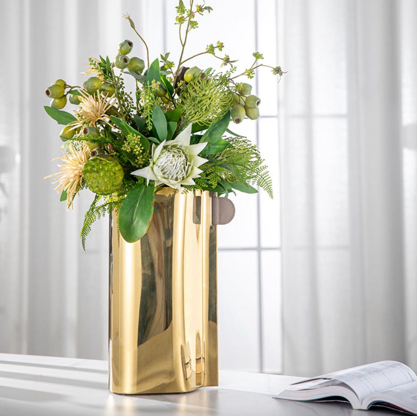 Luxury Gold Metal Decorative Vase