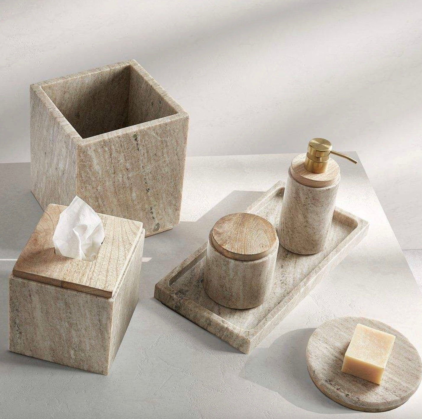 Elegant Polyresin Bathroom Vanity Set