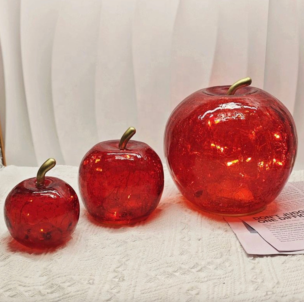 Red Apple with 20-Fold LED Decorative Light